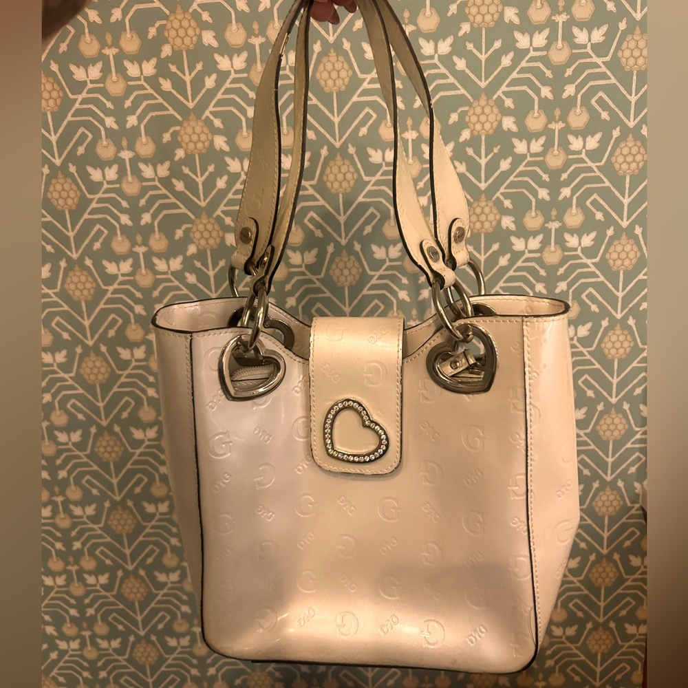 Vintage Y2K Guess Pearlescent Monogramed Faux Patent Rhinestone Heart hand Bag